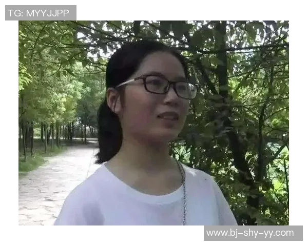 从贫民窟到巅峰荣耀 意大利足球巨星的逆袭人生与奋斗历程 从贫民窟到巅峰荣耀 意大利足球巨星的逆袭人生与奋斗历程