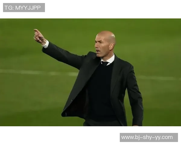 足球三十七号球星是谁 探索这位神秘球员的职业生涯与成就